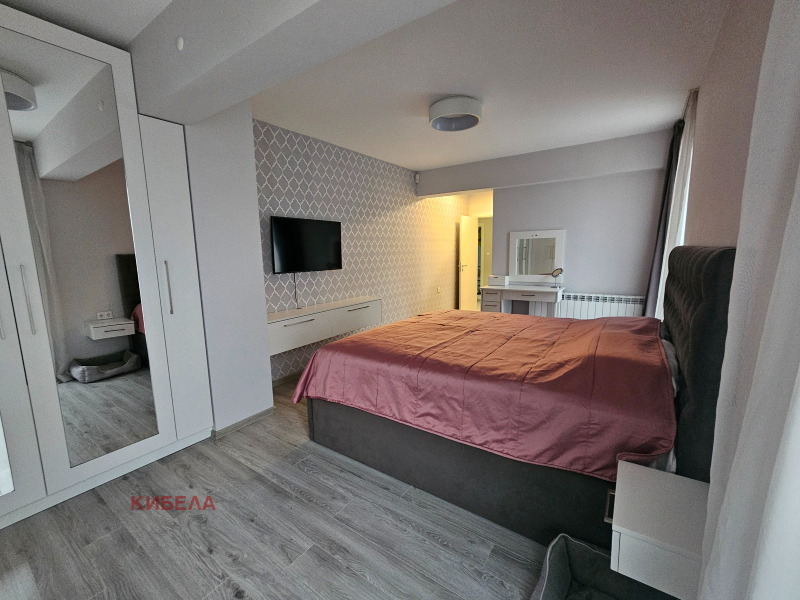 Продава  4-стаен град Плевен , Идеален център , 135 кв.м | 82539140 - изображение [14]