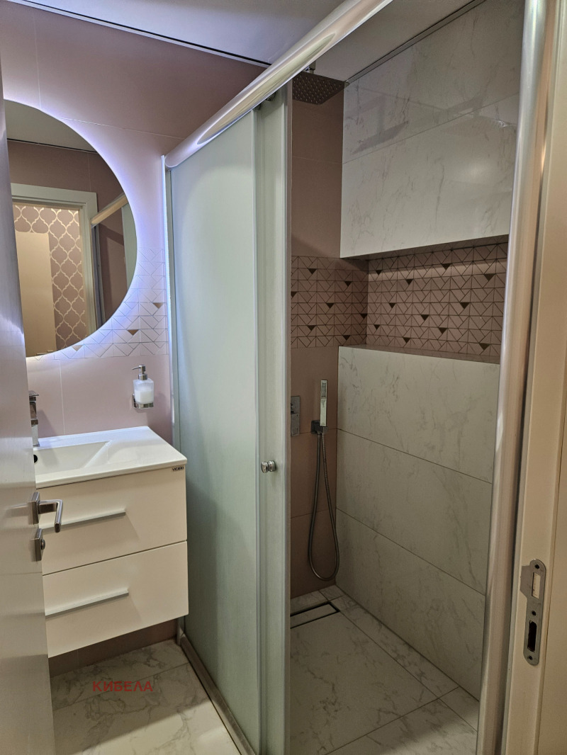 Продава  4-стаен град Плевен , Идеален център , 135 кв.м | 82539140 - изображение [15]