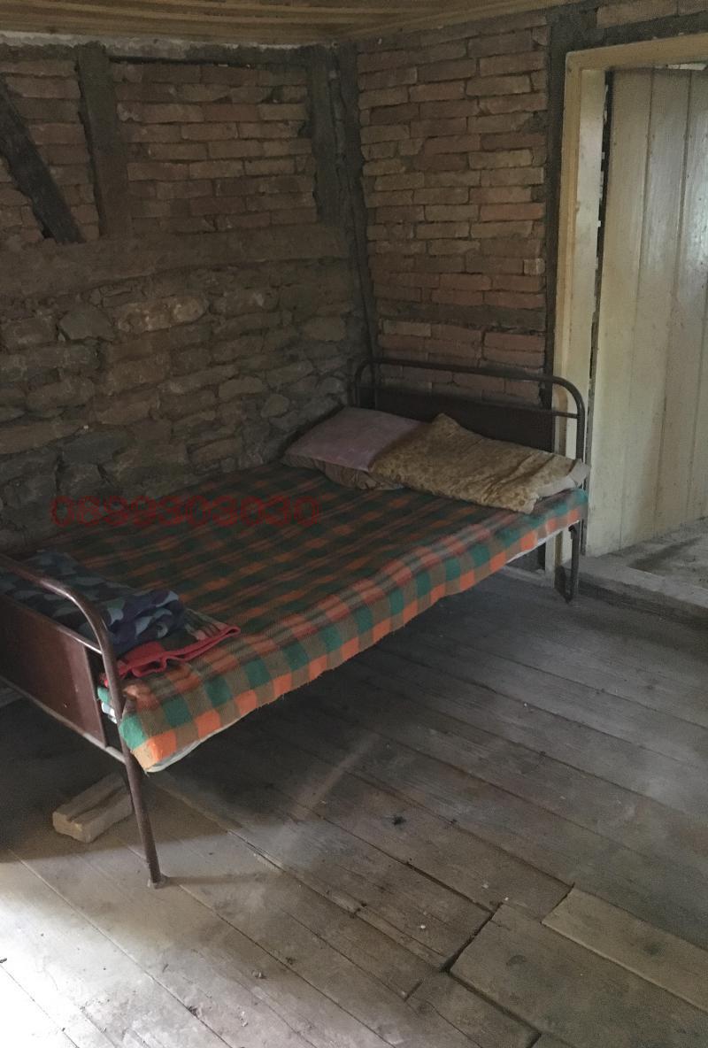 Продава КЪЩА, с. Церова кория, област Велико Търново, снимка 12 - Къщи - 54319444