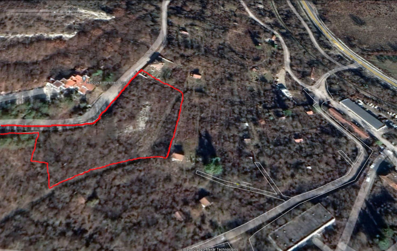 Продава ЗЕМЕДЕЛСКА ЗЕМЯ, гр. Ловеч, област Ловеч