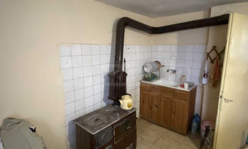 Продава КЪЩА, с. Капитановци, област Видин, снимка 14 - Къщи - 52415765