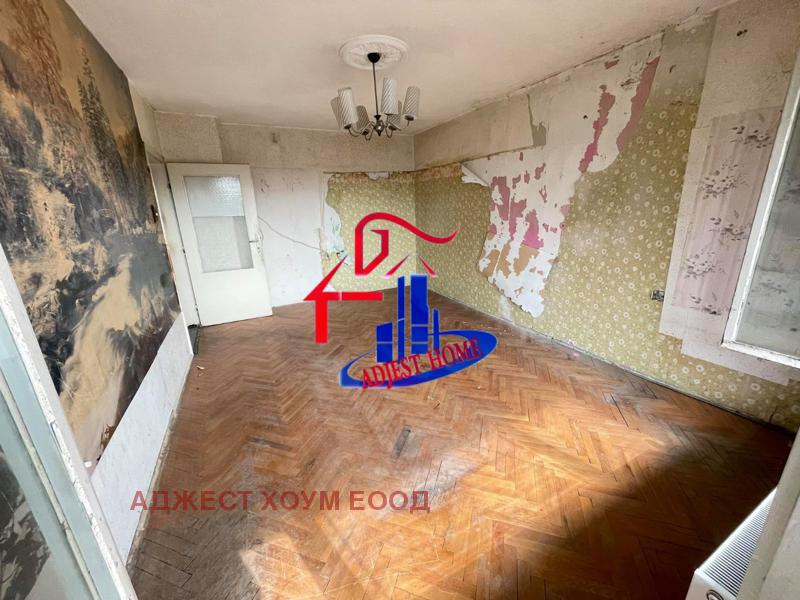 In vendita  Studio Shumen , 5-ti polk , 37 mq | 52973701