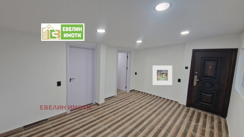 Продава  1-стаен град Русе , Ялта , 26 кв.м | 25413687 - изображение [8]
