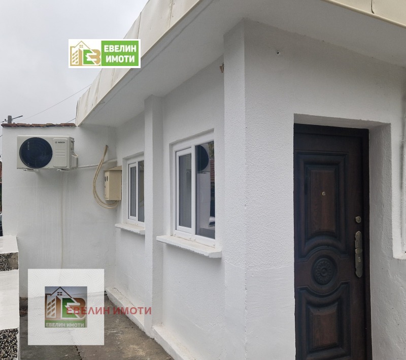 Продава  1-стаен град Русе , Ялта , 26 кв.м | 25413687 - изображение [3]