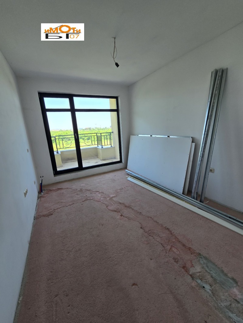 À venda  2 quartos Sofia , Vitocha , 141 m² | 73845796 - imagem [2]