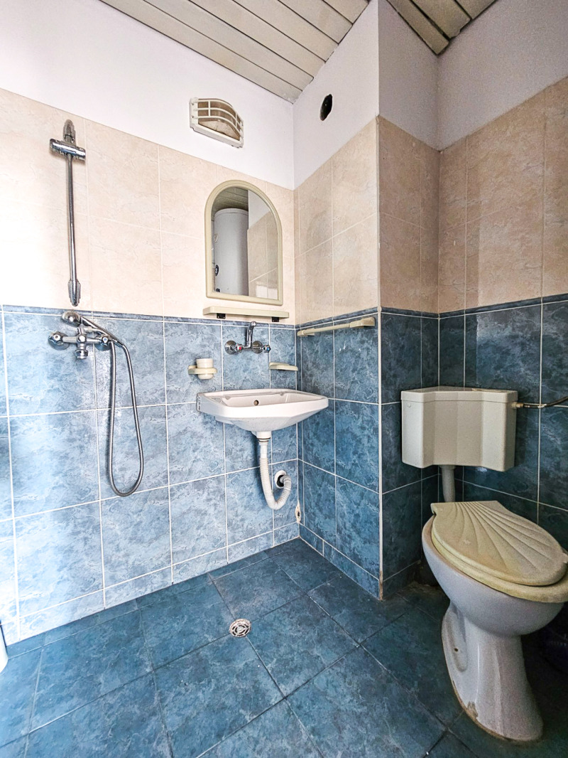 Продава МНОГОСТАЕН, гр. Ахелой, област Бургас, снимка 5 - Апартаменти - 52655428