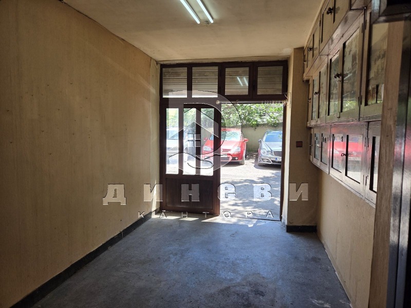 En venta  Oficina Stara Zagora , Tsentar , 15 metros cuadrados | 82179850 - imagen [3]