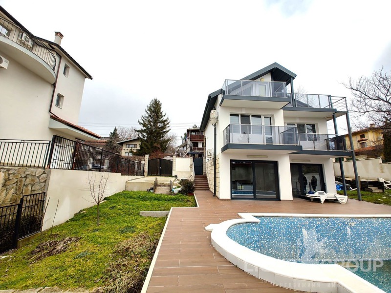 Продава КЪЩА в област Добрич, к.к. Албена - 110 кв.м / 330 000 € » 645 423.90 лв., ЛАЙЪНС ГРУП