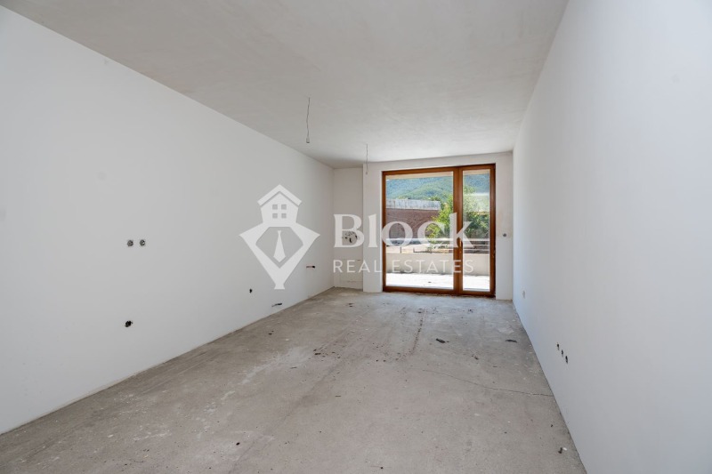 Na prodej  1 ložnice oblast Sofia , Pravec , 89 m2 | 79362685