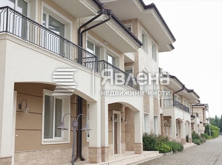 Продава КЪЩА, гр. Пловдив, Остромила