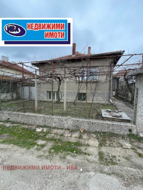 Casa Gorna Oriahovița, regiunea Veliko Tarnovo 15