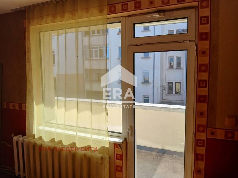 Продава  3-стаен град Плевен , Широк център , 137 кв.м | 26660618 - изображение [7]