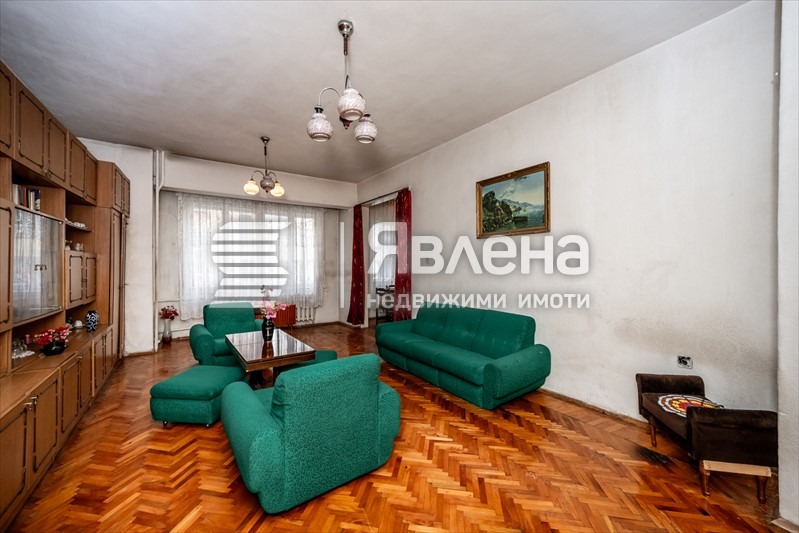 Продава 3-СТАЕН, гр. София, Оборище