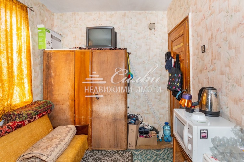 Продава КЪЩА, гр. Шумен, Дивдядово, снимка 6 - Къщи - 52602414