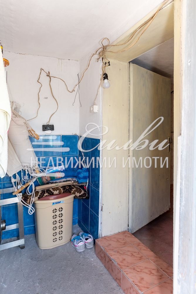 Продава КЪЩА, гр. Шумен, Дивдядово, снимка 11 - Къщи - 52602414