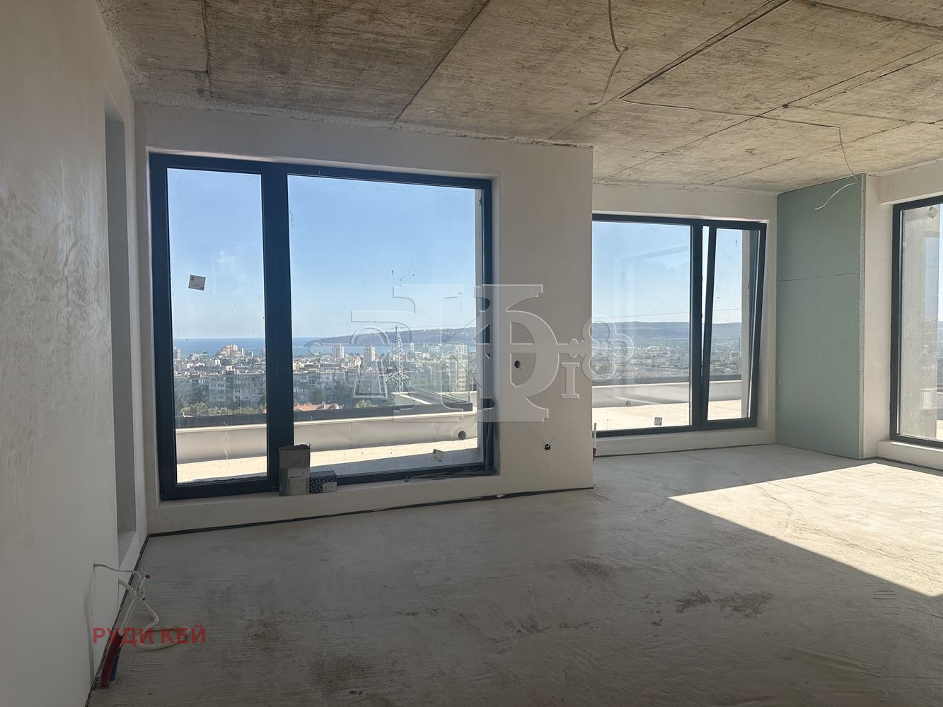 Продава 3-СТАЕН, гр. Варна, Изгрев, снимка 5 - Апартаменти - 56255876
