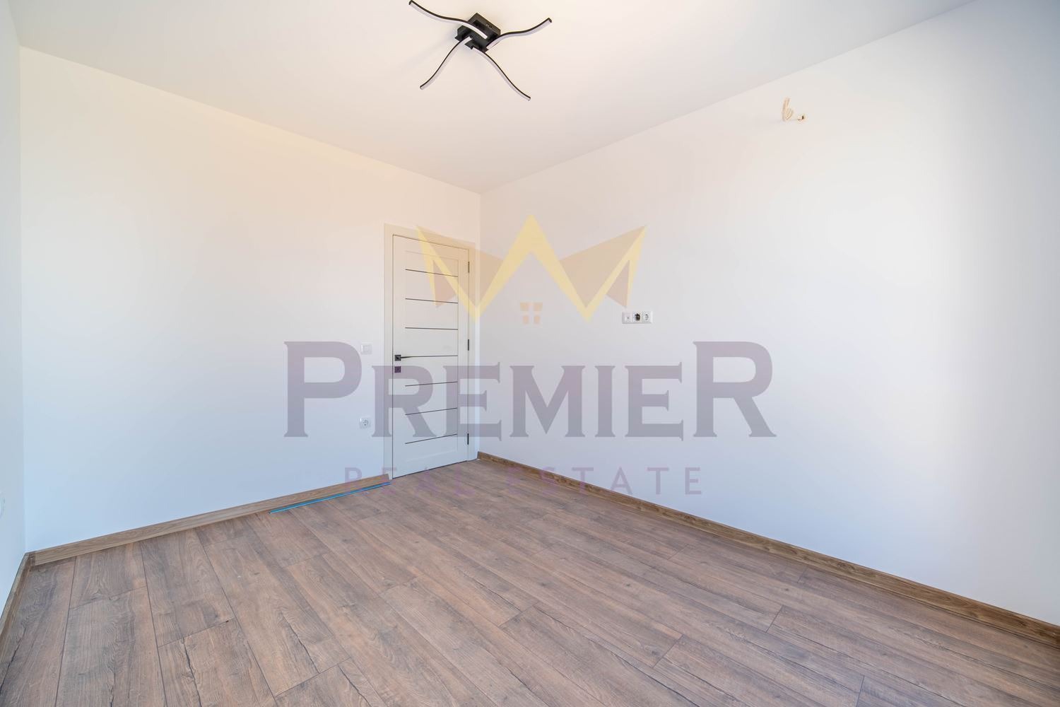 Продава 3-СТАЕН, гр. Варна, Възраждане 3, снимка 7 - Апартаменти - 56703328