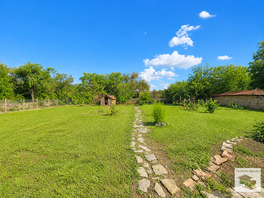 Продава КЪЩА, с. Обединение, област Велико Търново, снимка 15 - Къщи - 54461479