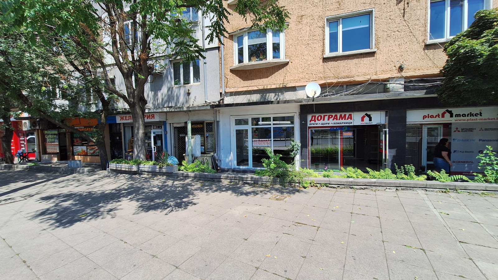 Продава МАГАЗИН, гр. София, Център, снимка 2 - Магазини - 55845105