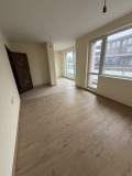 Продава  3-стаен град Русе , Широк център , 79 кв.м | 38661691 - изображение [2]
