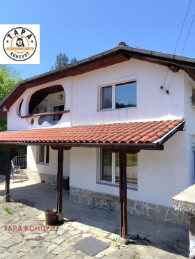 Продава къща област София гр. Етрополе - [1] 