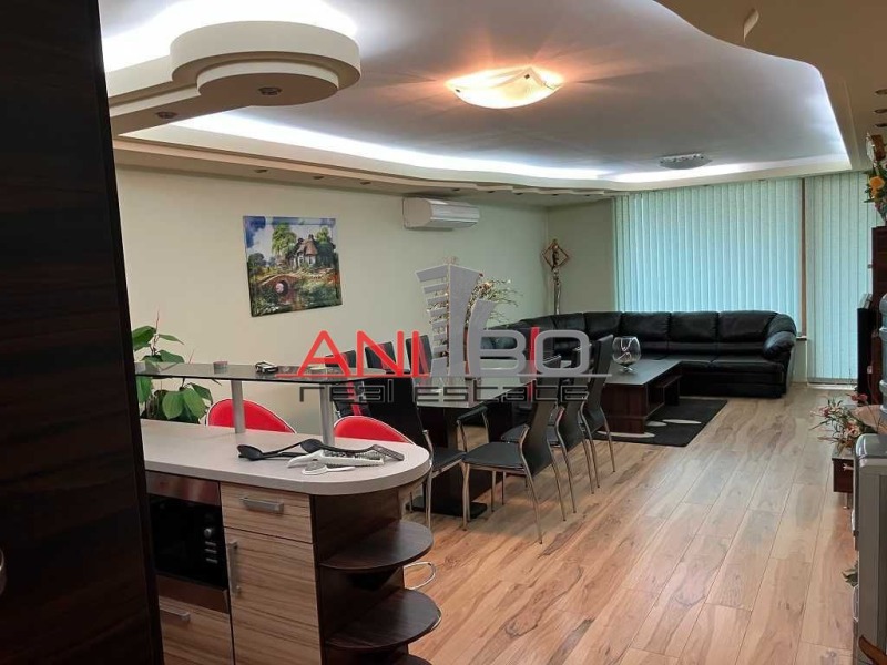 Продава  3-стаен град Варна , Базар Левски , 100 кв.м | 20315155 - изображение [2]