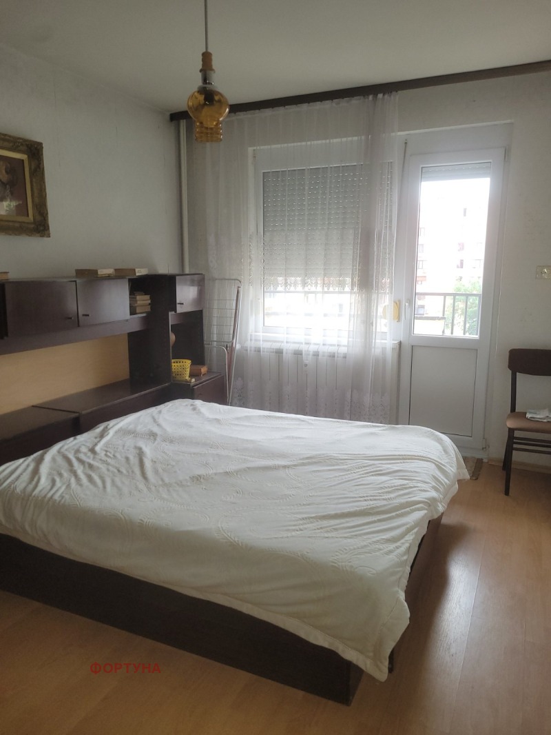 Продава  3-стаен град Русе , Възраждане , 98 кв.м | 76758078 - изображение [10]