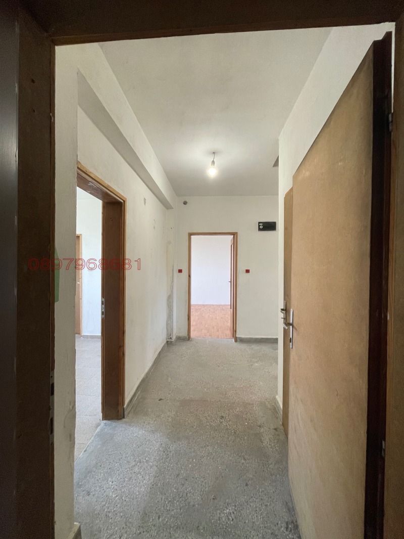 Продава 4-СТАЕН, гр. Русе, Мальовица, снимка 4 - Апартаменти - 52778849