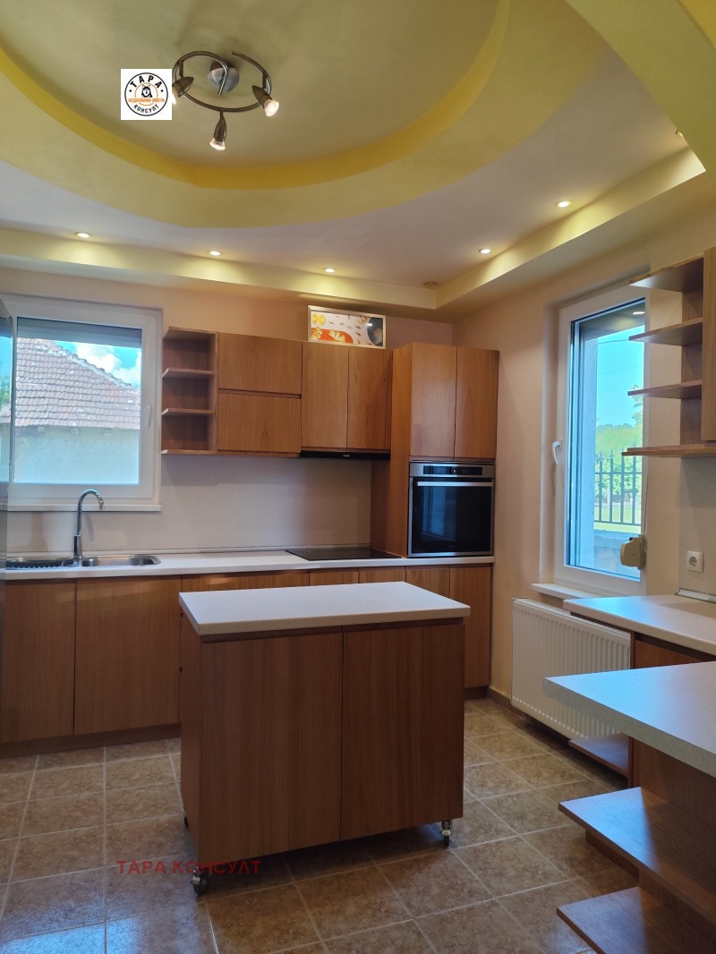 Til salgs  Hus region Sofia , Etropole , 100 kvm | 56140436 - bilde [6]