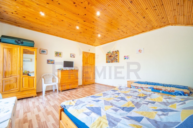 Продава  Къща област Добрич , с. Оброчище , 240 кв.м | 37931891 - изображение [7]