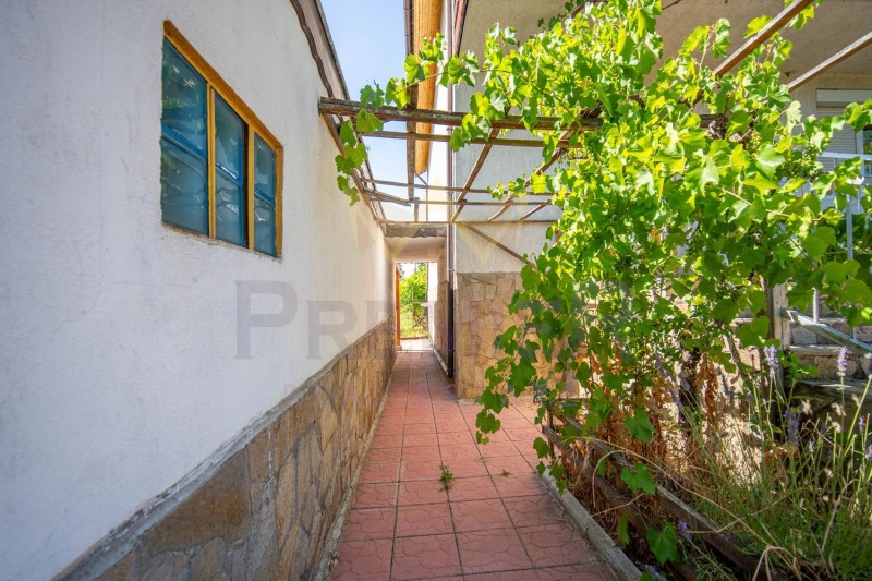 Продава  Къща област Добрич , с. Оброчище , 240 кв.м | 37931891 - изображение [16]