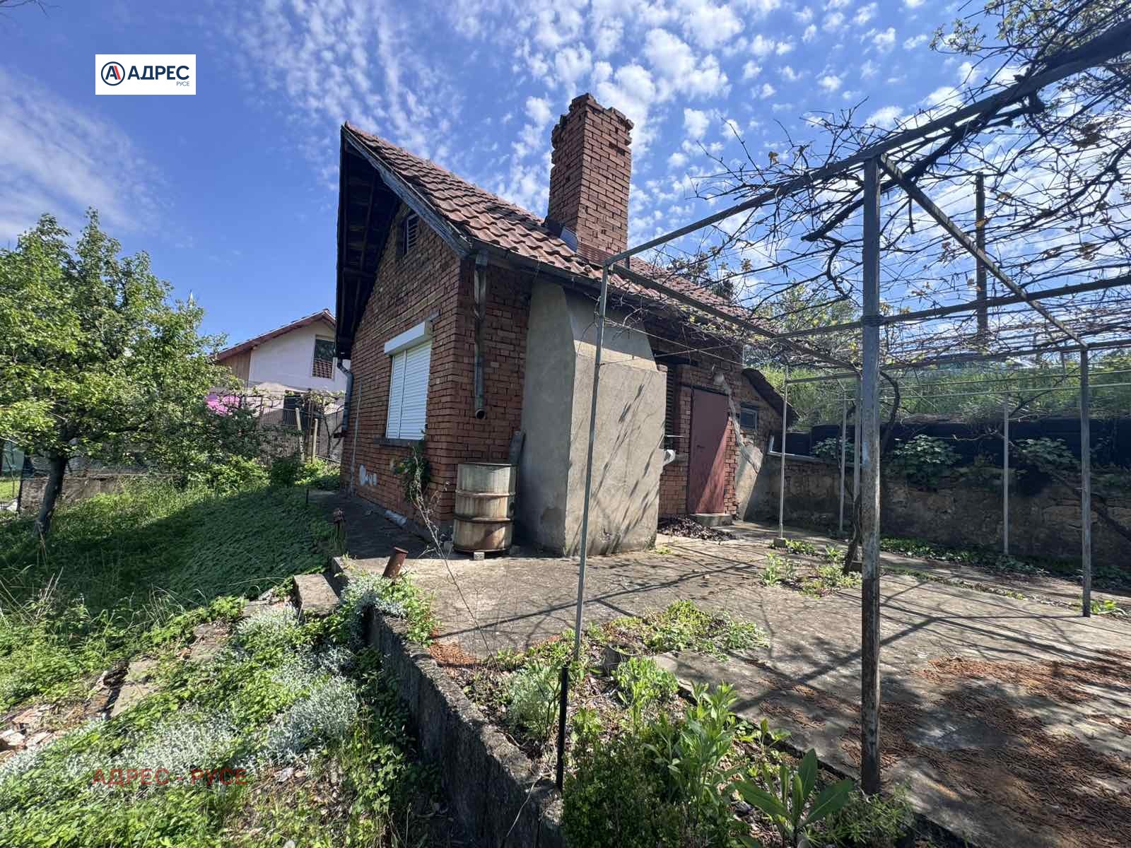 Продава ВИЛА, гр. Русе, в.з. Русофили