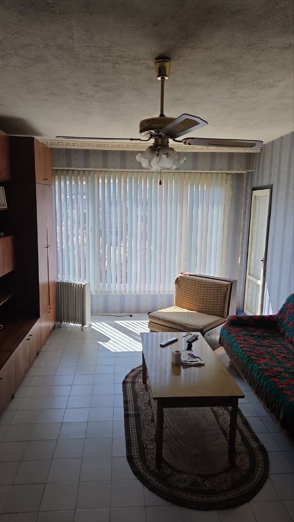 Продава 2-СТАЕН, гр. Радомир, област Перник, снимка 2 - Апартаменти - 54146800