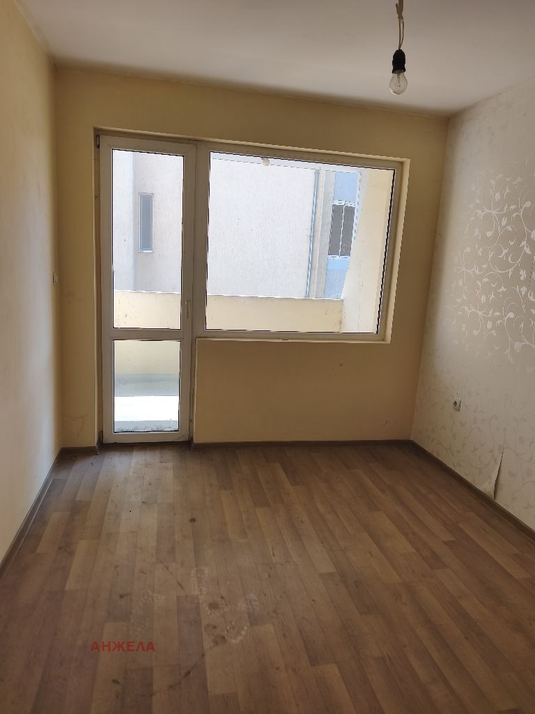 Продава 2-СТАЕН, гр. Пазарджик, Идеален център, снимка 2 - Апартаменти - 55840283
