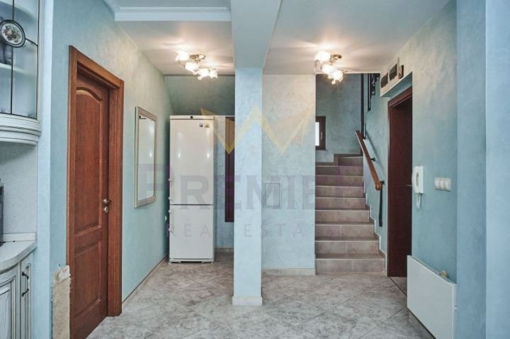 Продава МНОГОСТАЕН, гр. Варна, Операта, снимка 5 - Апартаменти - 54364515