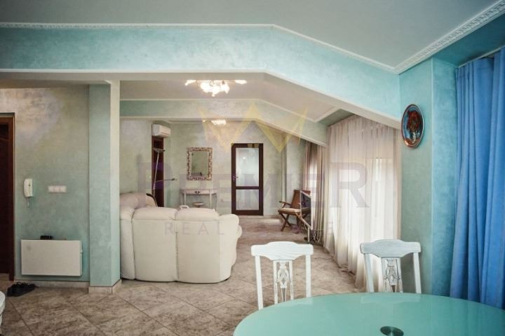 Продава МНОГОСТАЕН, гр. Варна, Операта, снимка 2 - Апартаменти - 54364515