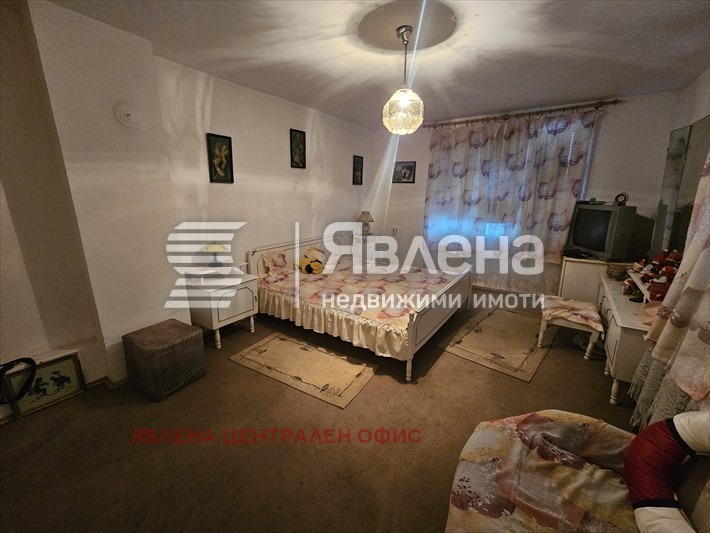 Продава КЪЩА, с. Безден, област София област, снимка 11 - Къщи - 53598894