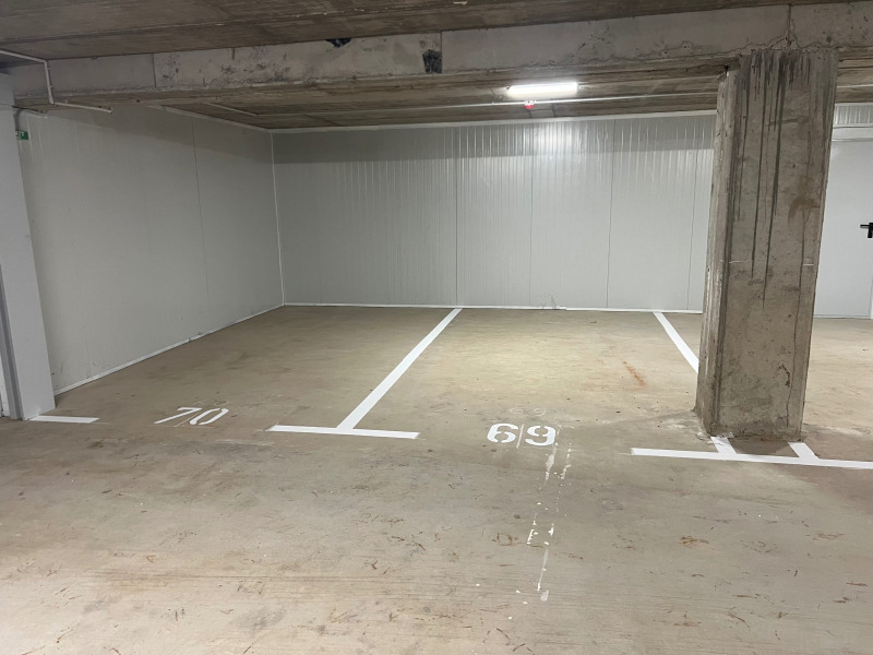 Na prodej  Parkovací místo Sofia , Malinova dolina , 14 m2 | 11516724