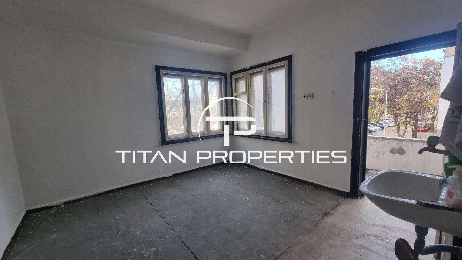 Продава ЕТАЖ ОТ КЪЩА, гр. Пловдив, Център, снимка 7 - Етаж от къща - 56429992