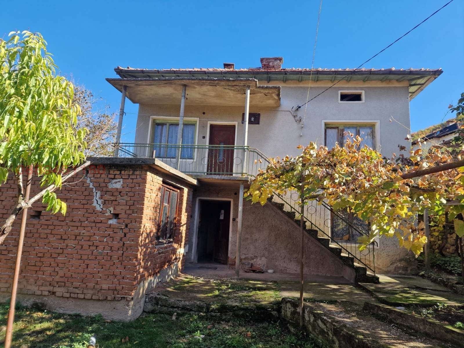 Продава КЪЩА, с. Петрич, област София област, снимка 3 - Къщи - 53659856