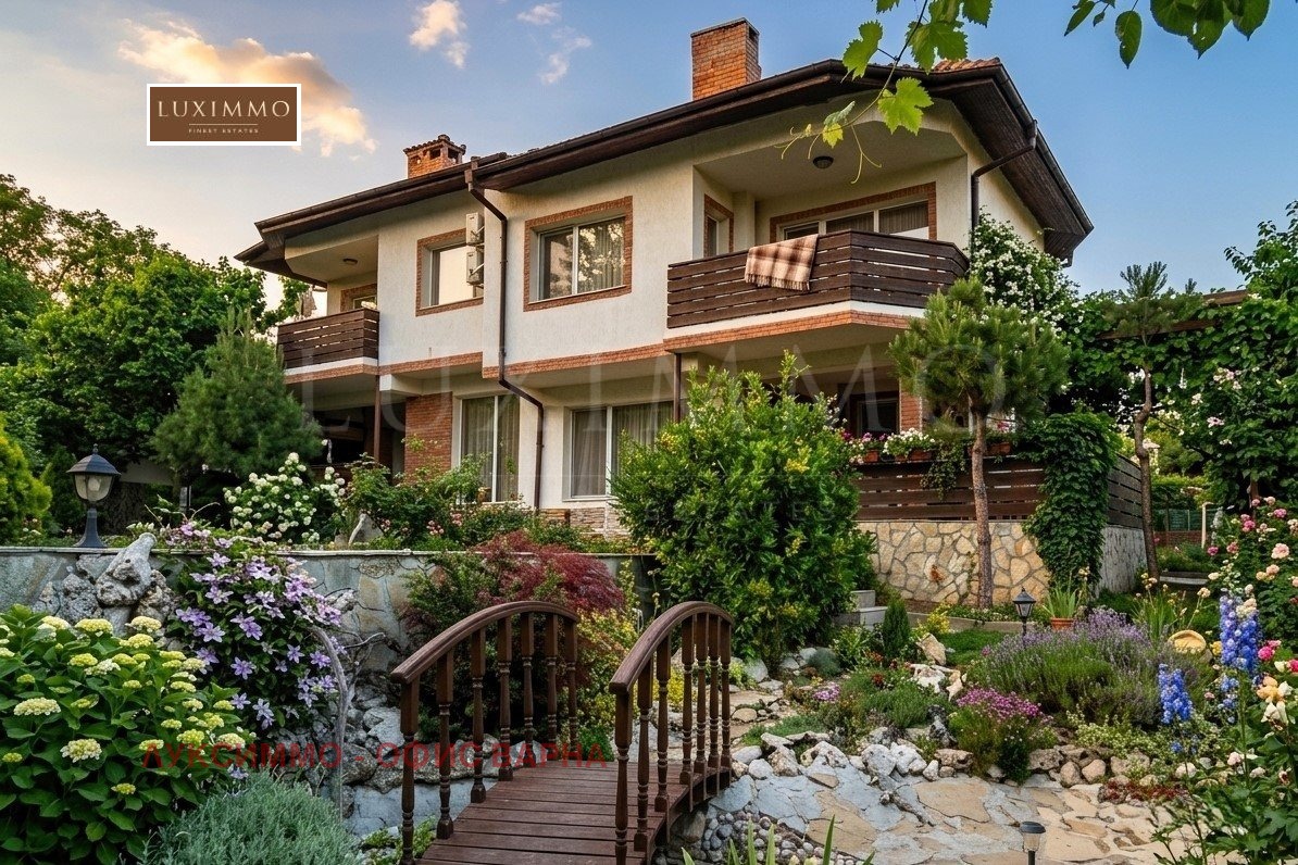 Продава КЪЩА, гр. Варна, м-т Ален мак