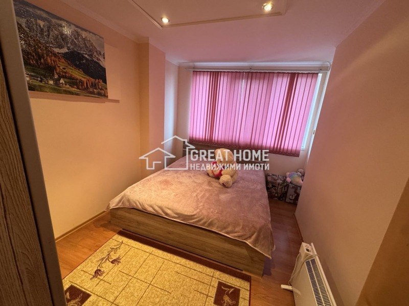 Продава 2-СТАЕН, гр. Търговище, Център, снимка 2 - Апартаменти - 52719154