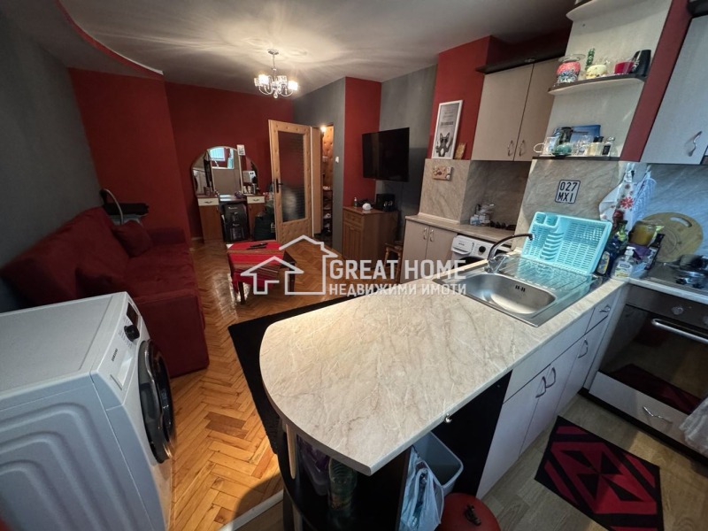 Продава 2-СТАЕН, гр. Търговище, Център, снимка 3 - Апартаменти - 52719154