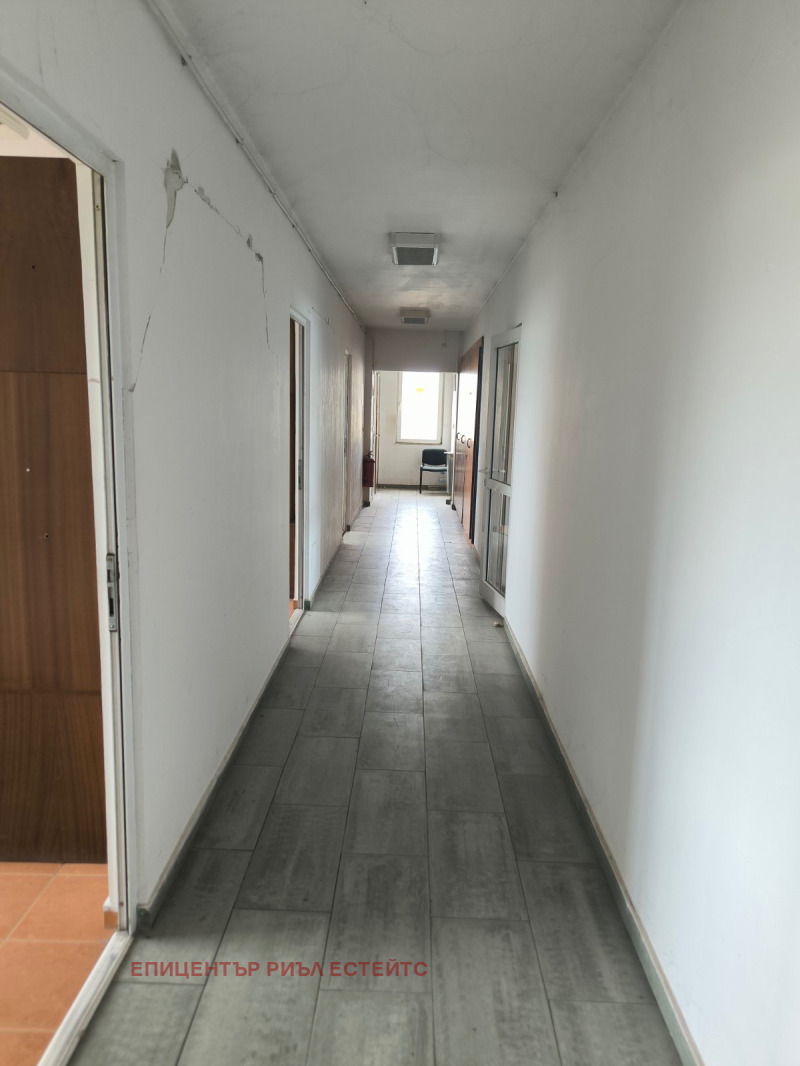 Продается  Офис Перник , Център , 240 кв.м | 42265713 - изображение [2]
