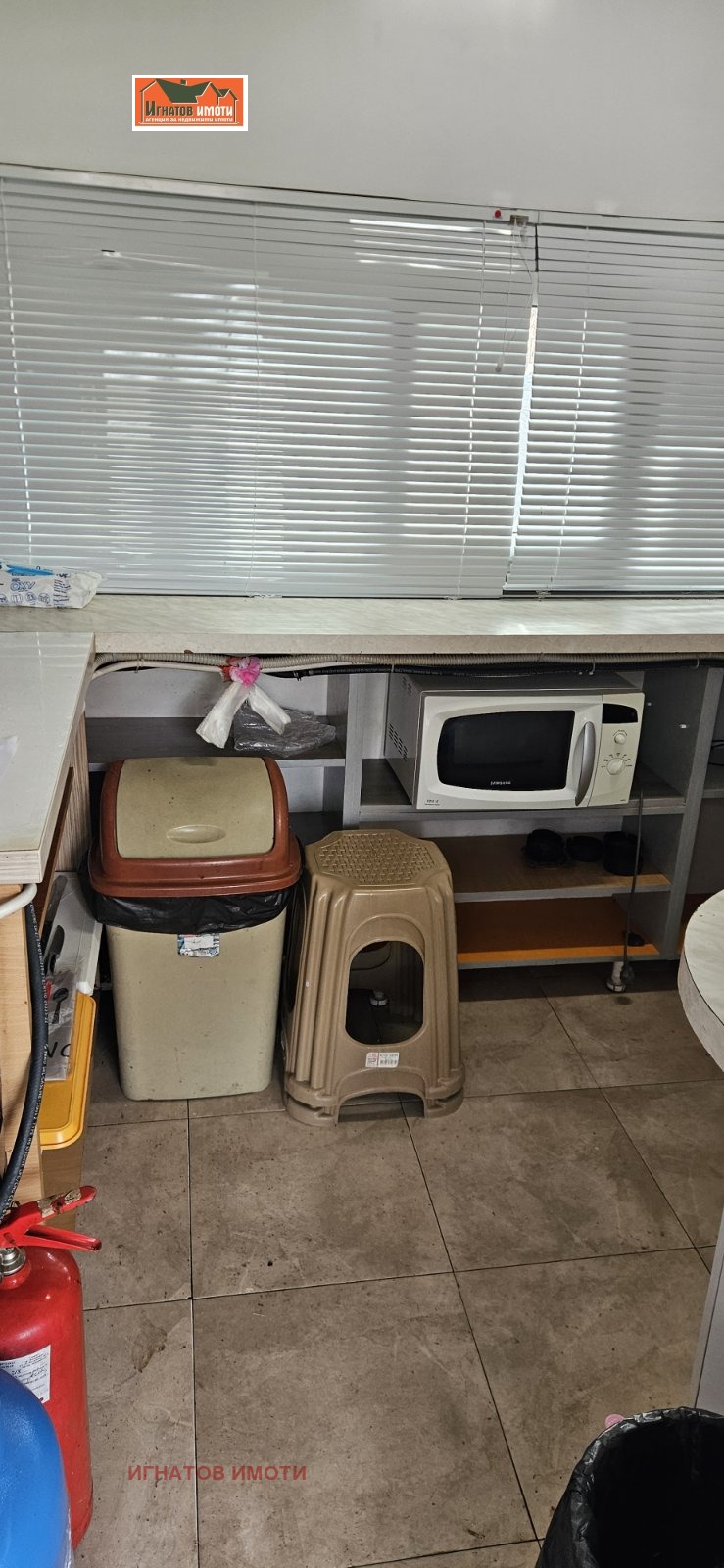 Продава МАГАЗИН, гр. Пазарджик, Център, снимка 3 - Магазини - 53462190