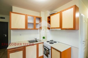 2 slaapkamers Banisjora, Sofia 4