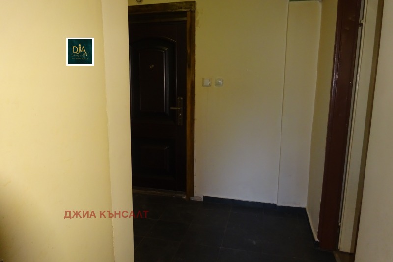 Продава 2-СТАЕН, гр. Перник, Изток, снимка 15 - Aпартаменти - 48095793