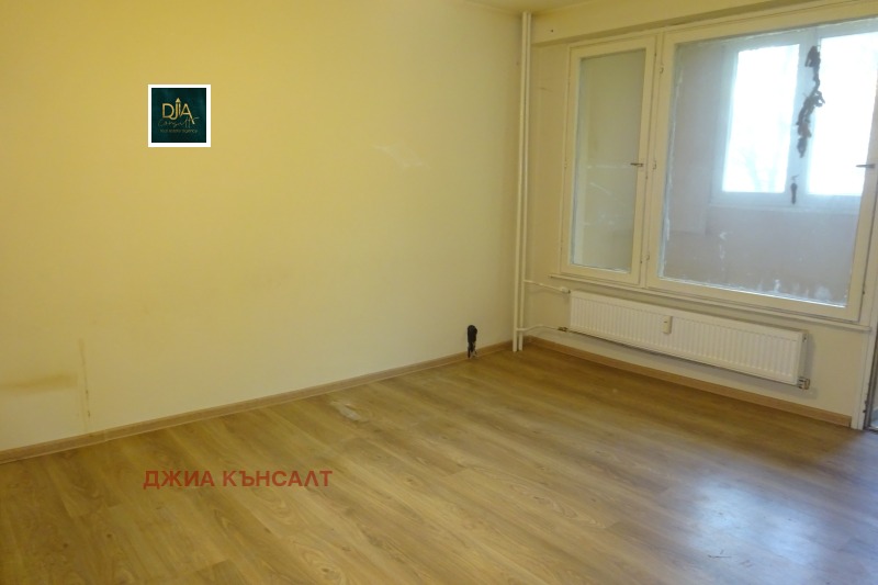 Продава  2-стаен град Перник , Изток , 72 кв.м | 62216085 - изображение [6]