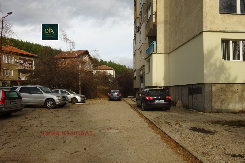 Продава  2-стаен град Перник , Изток , 72 кв.м | 62216085 - изображение [17]