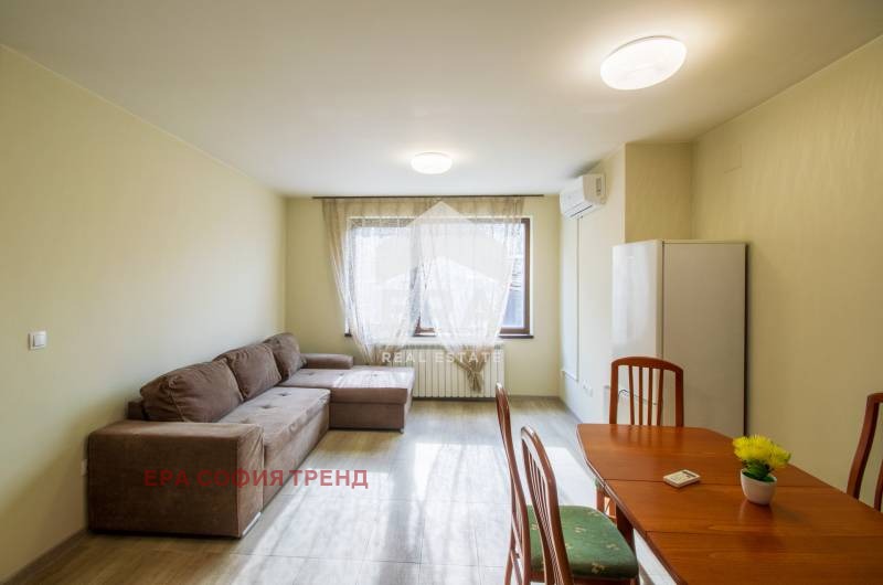 Продава  3-стаен град София , Банишора , 88 кв.м | 15100638 - изображение [2]